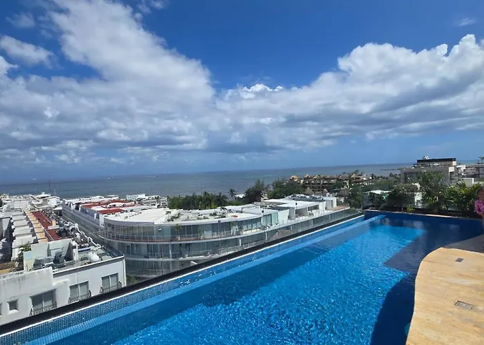Steps From The Beach, Rooftop Pool, H101