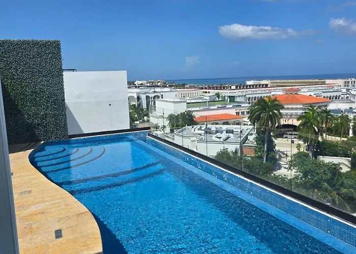 Steps From The Beach, Rooftop Pool, H101 * Playa del Carmen