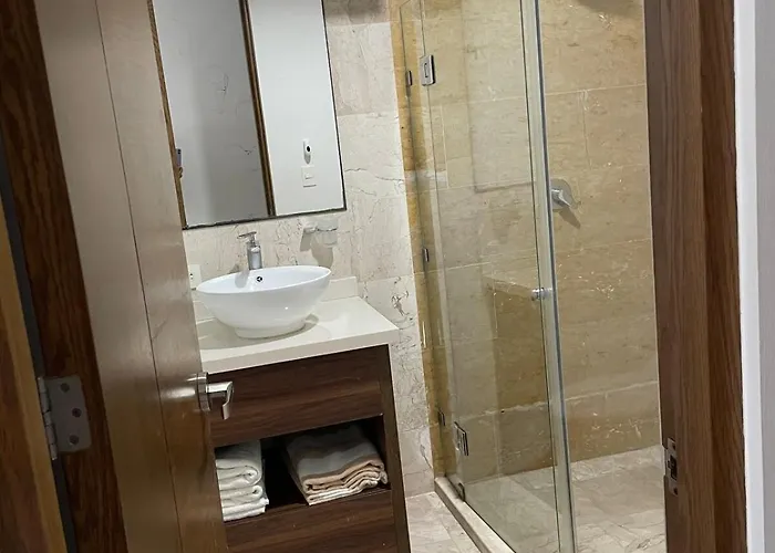 Steps From The Beach, Rooftop Pool, H101