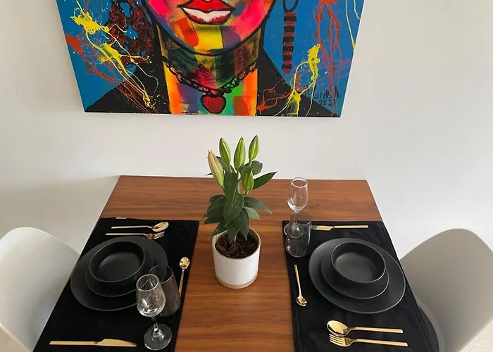Steps From The Beach, Rooftop Pool, H101 *